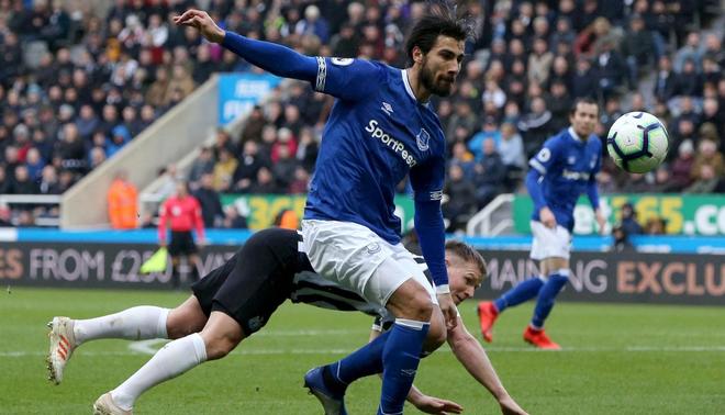 西甲倒计时,埃因霍温今晚外线爆发,细节引发关注,质疑声仍在,细节决定成败的简单介绍 西甲倒计时,埃因霍温今晚外线爆发,细节引发关注,质疑声仍在,细节决定成败的简单介绍