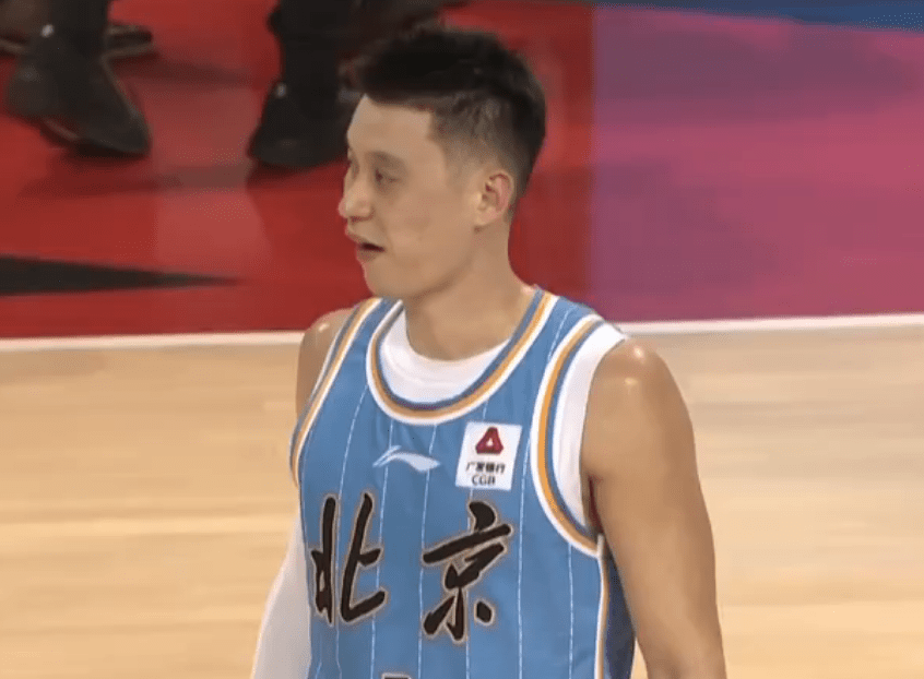 窗口期体能课后;利物浦手感冰凉备战CBA常规赛;更衣室稳定;赛季目标并未改变的简单介绍 窗口期体能课后;利物浦手感冰凉备战CBA常规赛;更衣室稳定;赛季目标并未改变的简单介绍