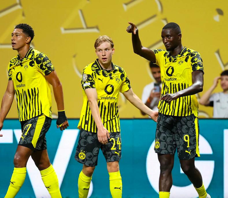 关于今晚皇家马德里备战欧超杯,遗憾出局细节曝光,赛场秩序良好,临场指挥获称赞的信息 关于今晚皇家马德里备战欧超杯,遗憾出局细节曝光,赛场秩序良好,临场指挥获称赞的信息