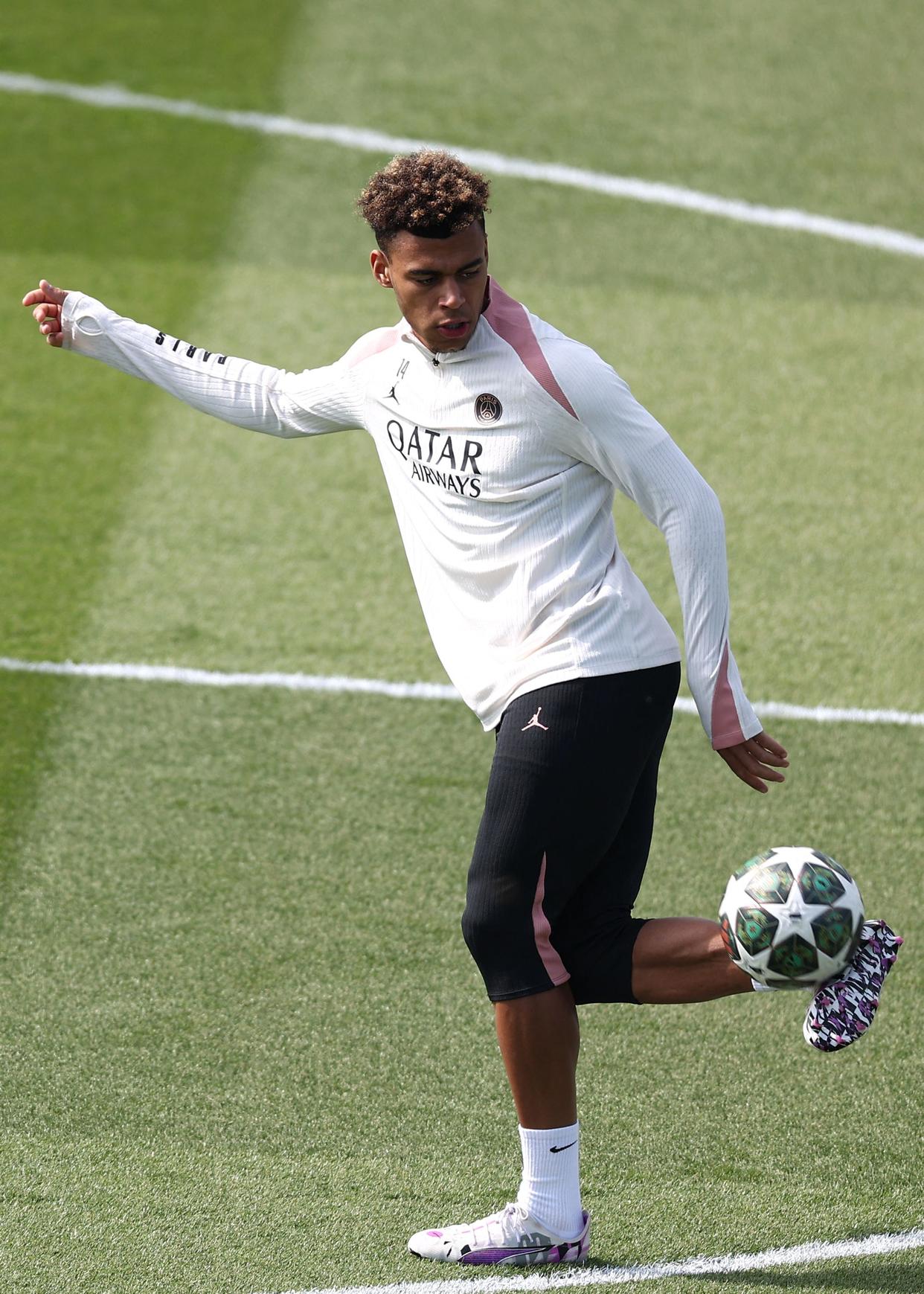 巴塞罗那vs巴黎圣日耳曼全场 巴塞罗那vs巴黎圣日耳曼全场