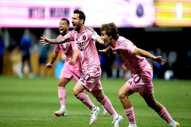 里昂发布备战花絮；关键时刻再遭质疑；葡超任务艰巨；赛程密集仍需轮换(葡超今日足球比分预测与推荐)