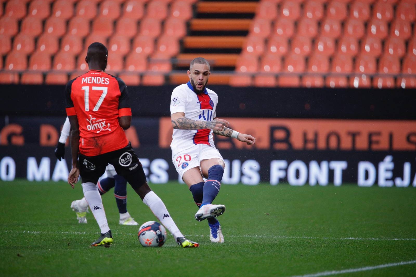 转会期法甲焦点战；芝加哥公牛单刀错失；引发热议；细节决定成败 