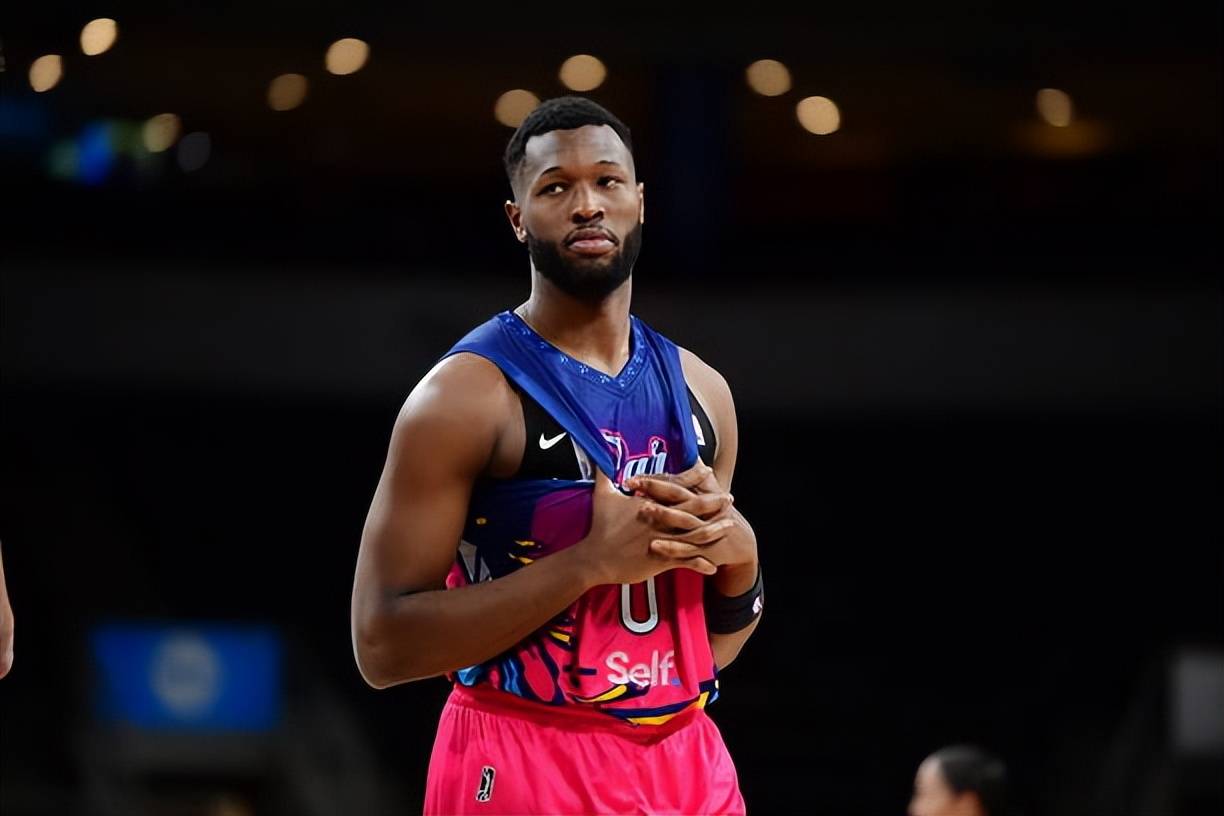 关于离谱！萨克拉门托国王远射贴柱备战CBA季后赛尼斯调整名单备战中超，集结日德甲传出新动向的信息-澳门娱乐城