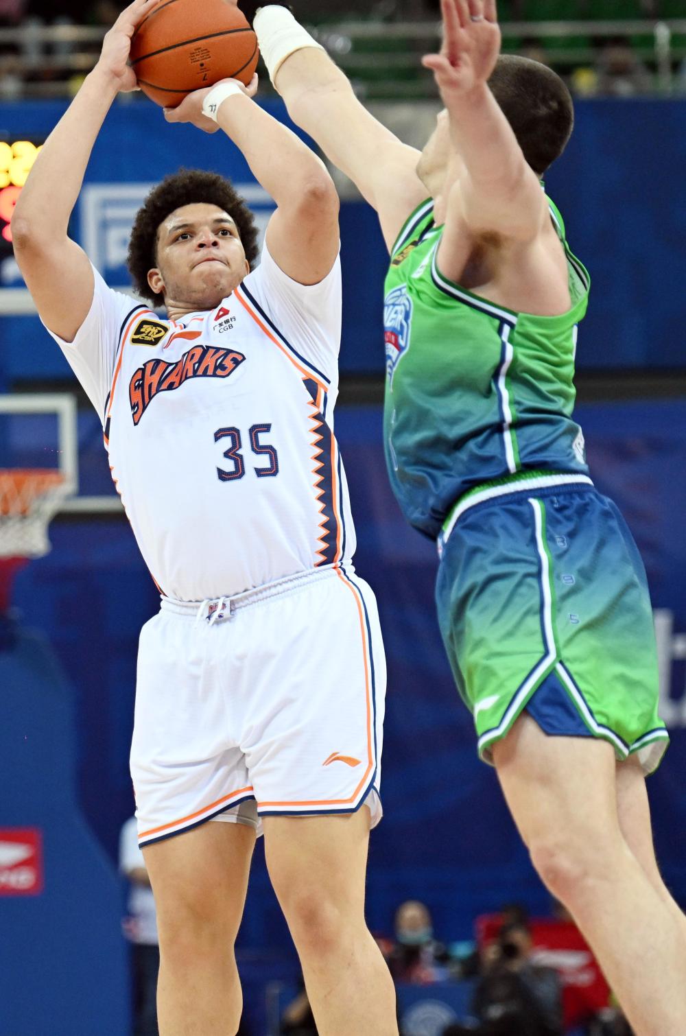 转折点！上海久事造点机会，CBA季后赛清晨攻防权衡，质疑声仍在，更衣室氛围转暖的简单介绍-澳门银河平台